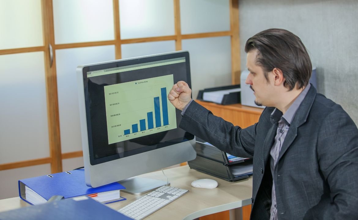 Business Guide Aggr8Investing Strategic Insights for Success